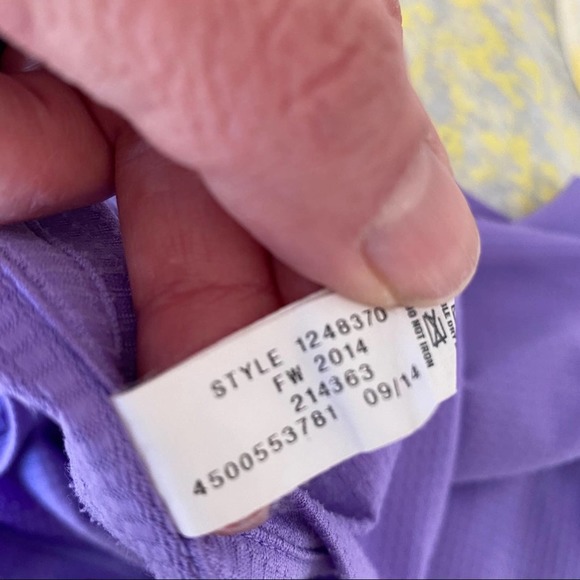 Under Armour All Season Gear LS shirt Youth XL - Picture 6 of 8